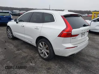 2018 Volvo XC60 Inscription with VIN YV4102RL6J1014331, listed as a IAAI auction lot 41559769 with 89,046 mi miles. Bid and sale history available at carsss.com. Image 3.