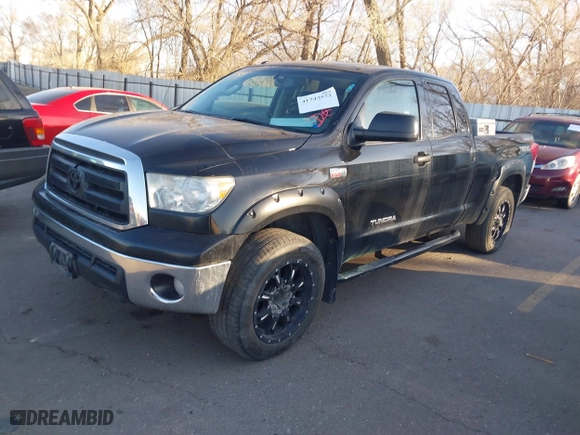 2010 Toyota Tundra 4WD Truck with VIN 5TFUY5F14AX122960, listed as a IAAI auction lot 41743572 with 373,746 mi miles. Bid and sale history available at carsss.com. Image 17.