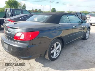 2008 Chrysler Sebring Limited with VIN 1C3LC65M68N676376, listed as a IAAI auction lot 42812836 with 147,390 mi miles and . Bid and sale history available at DreamBid. Image 4.
