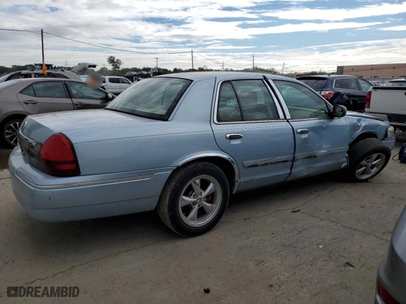 2010 Mercury Grand Marquis LS with VIN 2MEBM7FV1AX602156, listed as a Copart auction lot 71723204 with 0 mi miles and Salvage Title. Bid and sale history available at carsss.com. Image 3.