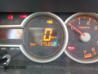 2012 Scion xB z VIN JTLZE4FE1CJ001065, wystawiony jako Copart lot #56369375 z przebiegiem 175 852 mil mil oraz Szkoda całkowita • Salvage title. Historia ofert i sprzedaży dostępna na DreamBid. Obrazek 9.