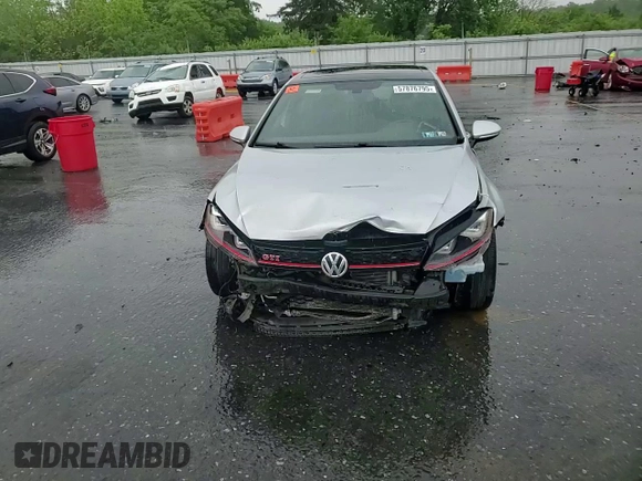2017 Volkswagen GTI S z VIN 3VW547AU3HM068223, wystawiony jako Copart lot #57876795 z przebiegiem 96 095 mil mil oraz Szkoda całkowita • Salvage title. Historia ofert i sprzedaży dostępna na DreamBid. Obrazek 13.