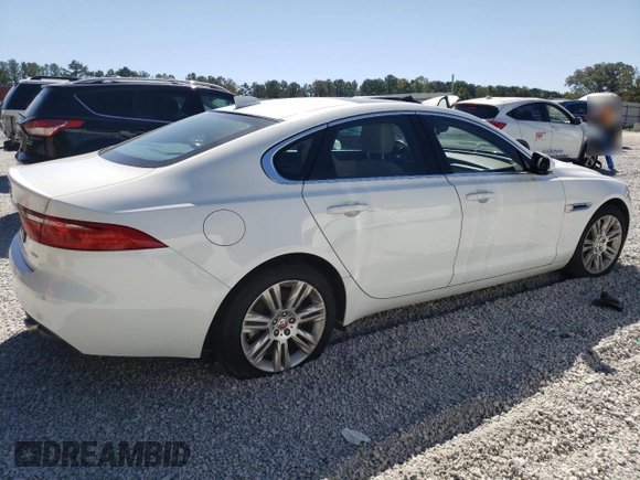 2017 Jaguar XF 35t Premium with VIN SAJBD4BV1HCY29667, listed as a Copart auction lot 75490794 with 59,636 mi miles and Clean Title. Bid and sale history available at carsss.com. Image 3.