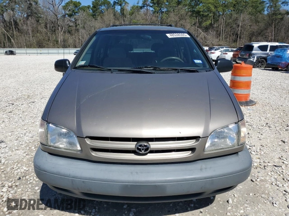 1999 Toyota Sienna LE with VIN 4T3ZF13C0XU166381, listed as a Copart auction lot 48538505 with 187,016 mi miles and Clean Title. Bid and sale history available at carsss.com. Image 5.