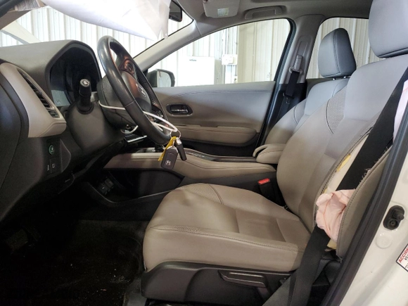 2018 Honda HR-V EX-L Navi with VIN 3CZRU6H73JM722328, listed as a Copart auction lot 48149085 with 55,233 mi miles and Salvage Title. Bid and sale history available at carsss.com. Image 7.
