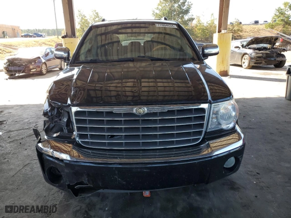 2008 Chrysler Aspen Limited with VIN 1A8HX58N08F106994, listed as a Copart auction lot 77004634 with 195,432 mi miles and Salvage Title. Bid and sale history available at carsss.com. Image 5.