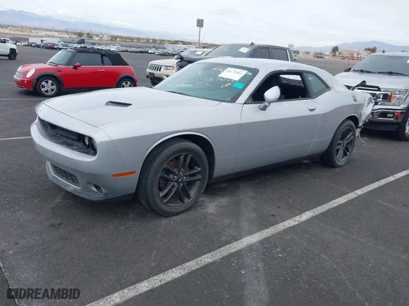 2019 Dodge Challenger SXT with VIN 2C3CDZGG3KH683582, listed as a IAAI auction lot 40073064 with 78,243 mi miles. Bid and sale history available at carsss.com. Image 18.