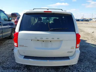 2018 Dodge Grand Caravan SXT with VIN 2C4RDGCG4JR267503, listed as a IAAI auction lot 41810894 with 129,245 mi miles. Bid and sale history available at carsss.com. Image 17.