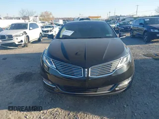 2016 Lincoln MKZ with VIN 3LN6L2G98GR601230, listed as a IAAI auction lot 40869401 with 80,107 mi miles. Bid and sale history available at carsss.com. Image 12.