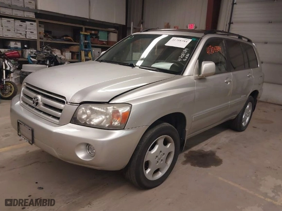 2007 Toyota Highlander w/3rd Row with VIN JTEEP21A170230690, listed as a IAAI auction lot 41708384 with 190,550 mi miles. Bid and sale history available at carsss.com. Image 2.