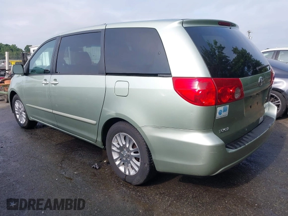 2007 Toyota Sienna XLE z VIN 5TDZK22C27S098511, wystawiony jako IAAI lot #42432979 z przebiegiem 271 441 mil mil oraz . Historia ofert i sprzedaży dostępna na DreamBid. Obrazek 3.