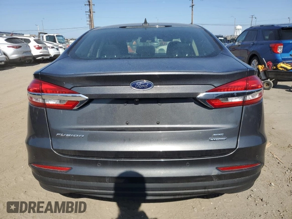 2020 Ford Fusion SE z VIN 3FA6P0LU0LR258405, wystawiony jako Copart lot #56320815 z przebiegiem 44 535 mil mil oraz Szkoda całkowita • Salvage title. Historia ofert i sprzedaży dostępna na DreamBid. Obrazek 6.