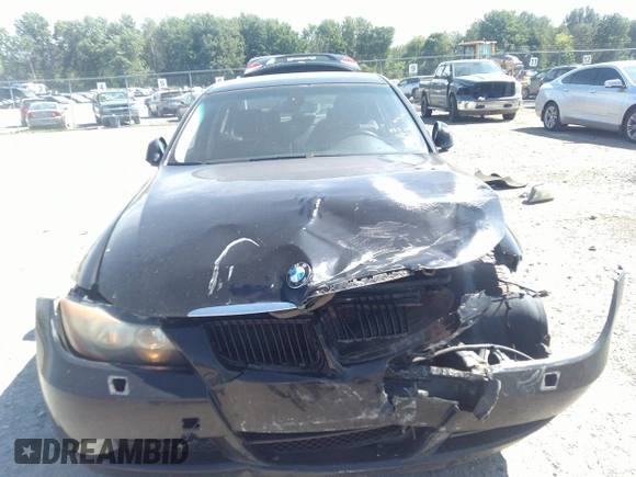 2007 BMW 3 Series 328xi with VIN WBAVC93547KX58993, listed as a IAAI auction lot 42584532 with 192,380 mi miles and . Bid and sale history available at DreamBid. Image 6.