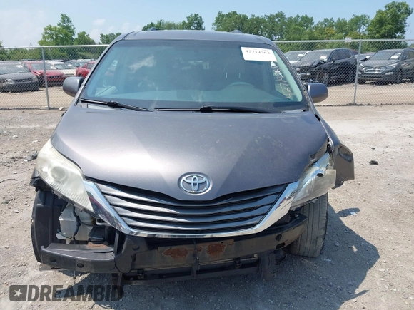 2012 Toyota Sienna XLE AAS with VIN 5TDYK3DCXCS202574, listed as a IAAI auction lot 42714762 with 234,287 mi miles and . Bid and sale history available at DreamBid. Image 13.