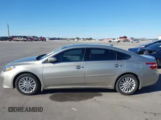2015 Toyota Avalon Hybrid XLE Touring with VIN 4T1BD1EB8FU037890, listed as a IAAI auction lot 41400252 with 161,914 mi miles. Bid and sale history available at carsss.com. Image 14.