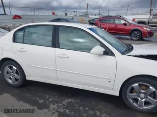 2007 Chevrolet Malibu LTZ with VIN 1G1ZU57N77F175100, listed as a IAAI auction lot 41528438 with 209,215 mi miles. Bid and sale history available at carsss.com. Image 14.