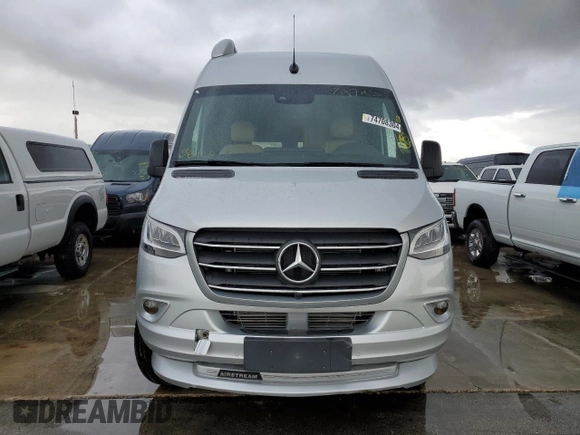 2024 Mercedes-Benz Sprinter with VIN W1X4EBVY0NP494288, listed as a Copart auction lot 74708304 with Not Provided miles and Salvage Title. Bid and sale history available at DreamBid. Image 5.