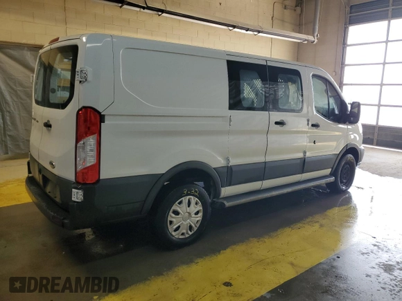 2018 Ford Transit z VIN 1FTYR1ZM8JKA89150, wystawiony jako Copart lot #51192365 z przebiegiem 154 597 mil mil oraz Czysty tytuł • Clean title. Historia ofert i sprzedaży dostępna na DreamBid. Obrazek 3.