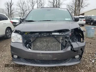 2019 Dodge Grand Caravan SXT with VIN 2C4RDGCGXKR518476, listed as a Copart auction lot 52341455 with 59,102 mi miles and Salvage Title. Bid and sale history available at DreamBid. Image 5.