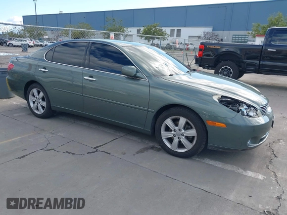 2005 Lexus ES 350 z VIN JTHBA30G755138521, wystawiony jako IAAI lot #41743952 z przebiegiem 83 664 mil mil oraz . Historia ofert i sprzedaży dostępna na DreamBid. Obrazek 1.