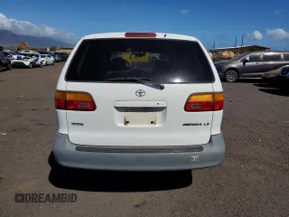2000 Toyota Sienna LE with VIN 4T3ZF13C8YU252345, listed as a Copart auction lot 75563984 with 157,083 mi miles and Salvage Title. Bid and sale history available at carsss.com. Image 6.
