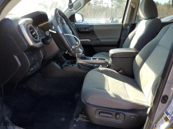 2020 Toyota Tacoma 4WD SR5 with VIN 3TMCZ5AN0LM358419, listed as a Copart auction lot 49226745 with 60,021 mi miles and Salvage Title. Bid and sale history available at carsss.com. Image 7.