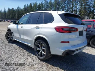 2020 BMW X5 xDrive40i with VIN 5UXCR6C09L9B81215, listed as a IAAI auction lot 42019248 with 46,357 mi miles and . Bid and sale history available at DreamBid. Image 3.