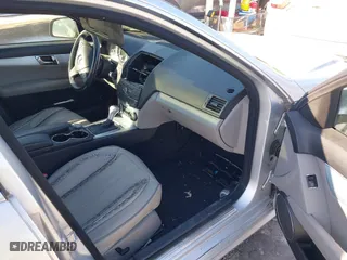 2008 Mercedes-Benz C-Class 3.0L Sport with VIN WDDGF54XX8F106777, listed as a IAAI auction lot 41431939 with 151,679 mi miles. Bid and sale history available at carsss.com. Image 5.