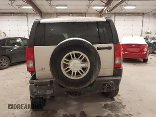 2007 Hummer H3 SUV with VIN 5GTDN13E078250892, listed as a IAAI auction lot 41991208 with 148,283 mi miles. Bid and sale history available at carsss.com. Image 16.
