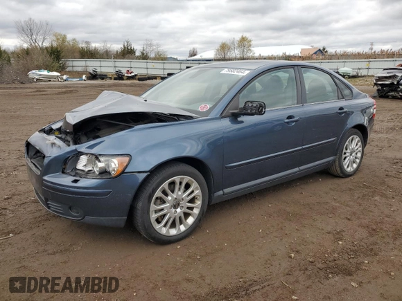 2005 Volvo S40 with VIN YV1MS682852089228, listed as a Copart auction lot 79582464 with 107,503 mi miles and Salvage Title. Bid and sale history available at carsss.com. Image 1.