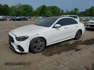 2021 Mercedes-Benz E 350 z VIN W1KZF8EB2MA921625, wystawiony jako Copart lot #59621595 z przebiegiem 78 839 mil mil oraz Szkoda całkowita • Salvage title. Historia ofert i sprzedaży dostępna na DreamBid. Obrazek 1.