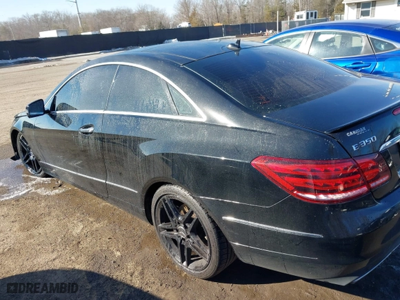 2014 Mercedes-Benz E-Class E 350 with VIN WDDKJ8JB0EF292019, listed as a IAAI auction lot 41331510 with 64,464 mi miles. Bid and sale history available at carsss.com. Image 3.