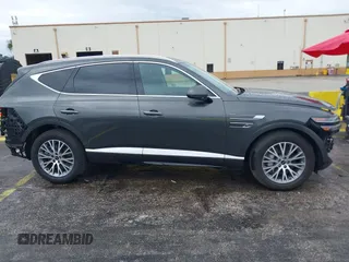 2025 Genesis GV80 Standard z VIN KMUHFESB7SU241172, wystawiony jako IAAI lot #42208893 z przebiegiem 7748 mil mil oraz . Historia ofert i sprzedaży dostępna na DreamBid. Obrazek 14.