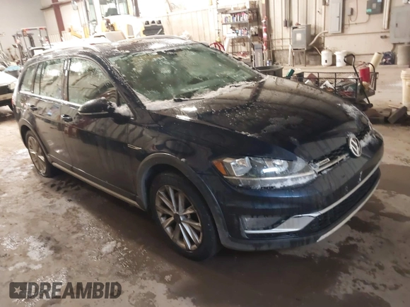 2019 Volkswagen Golf S z VIN 3VWH17AU7KM513463, wystawiony jako IAAI lot #41197885 z przebiegiem 71 382 mil mil oraz . Historia ofert i sprzedaży dostępna na DreamBid. Obrazek 1.