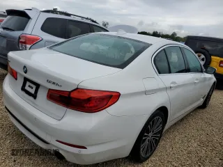 2020 BMW 5 Series z VIN WBAJB1C01LCE63543, wystawiony jako Copart lot #67312782 z przebiegiem 16 121 mil mil oraz . Historia ofert i sprzedaży dostępna na DreamBid. Obrazek 4.