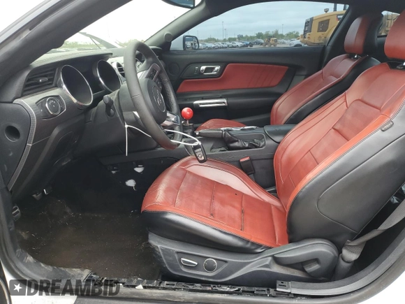 2015 Ford Mustang GT z VIN 1FA6P8CF3F5328924, wystawiony jako Copart lot #58783385 z przebiegiem 88 146 mil mil oraz Szkoda całkowita • Salvage title. Historia ofert i sprzedaży dostępna na DreamBid. Obrazek 7.