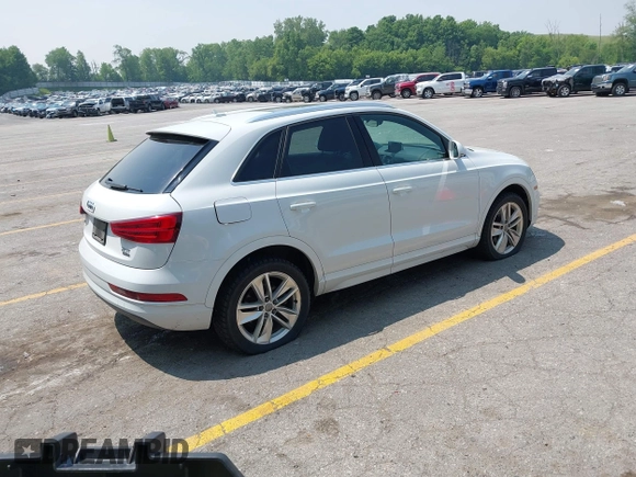 2016 Audi Q3 Premium Plus z VIN WA1EFCFSXGR014289, wystawiony jako IAAI lot #42440711 z przebiegiem 120 765 mil mil oraz . Historia ofert i sprzedaży dostępna na DreamBid. Obrazek 4.