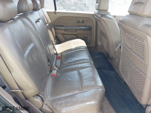 2004 Honda Pilot EX with VIN 2HKYF18524H546430, listed as a IAAI auction lot 42060241 with 126,931 mi miles. Bid and sale history available at carsss.com. Image 8.