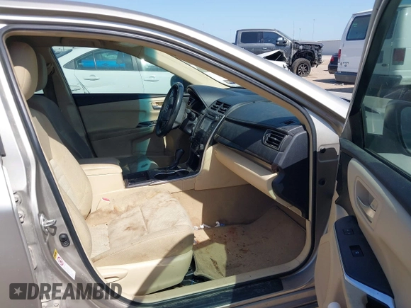 2016 Toyota Camry XLE with VIN 4T4BF1FKXGR519647, listed as a IAAI auction lot 42010266 with 123,595 mi miles and . Bid and sale history available at DreamBid. Image 5.