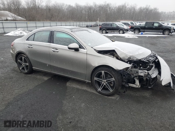 2019 Mercedes-Benz A 220 with VIN WDD3G4FB0KW035183, listed as a Copart auction lot 45125945 with 39,633 mi miles and Salvage Title. Bid and sale history available at DreamBid. Image 4.