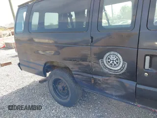 1999 Ford Econoline Passenger XL with VIN 1FBSS31LXXHB58391, listed as a IAAI auction lot 42031661 with 263,067 mi miles and . Bid and sale history available at DreamBid. Image 6.