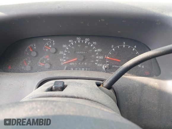 1999 Ford F-250 XL with VIN 1FTNX21S3XEA40891, listed as a IAAI auction lot 42432214 with 150,591 mi miles and . Bid and sale history available at DreamBid. Image 7.