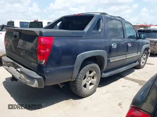 2004 Chevrolet Avalanche with VIN 3GNEC12T04G297967, listed as a IAAI auction lot 42550839 with 179,042 mi miles and . Bid and sale history available at DreamBid. Image 4.