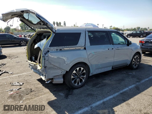 2024 Kia Carnival EX with VIN KNDNC5H34R6423148, listed as a Copart auction lot 74133784 with 5,481 mi miles and Salvage Title. Bid and sale history available at carsss.com. Image 3.