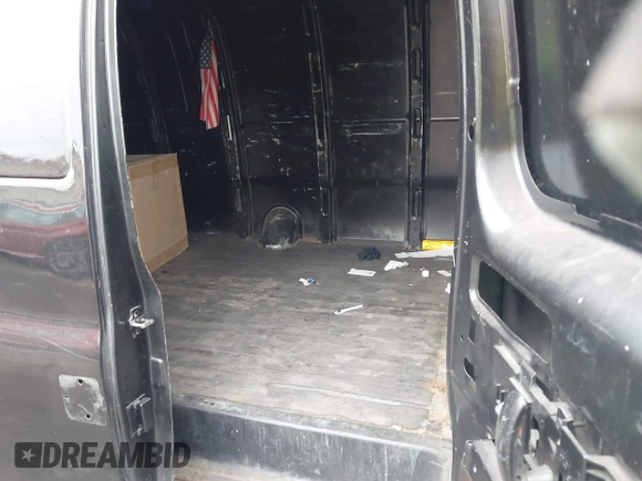 2007 Chevrolet Express Cargo with VIN 1GCGG29V671161347, listed as a IAAI auction lot 41657749 with 219,303 mi miles and . Bid and sale history available at DreamBid. Image 8.