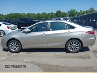 2017 Toyota Camry XLE z VIN 4T1BF1FK3HU786219, wystawiony jako IAAI lot #42097020 z przebiegiem 73 225 mil mil oraz . Historia ofert i sprzedaży dostępna na DreamBid. Obrazek 14.