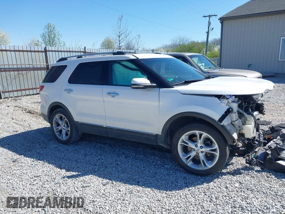 2012 Ford Explorer Limited with VIN 1FMHK7F89CGA39843, listed as a IAAI auction lot 41985518 with 119,379 mi miles and . Bid and sale history available at carsss.com. Image 14.