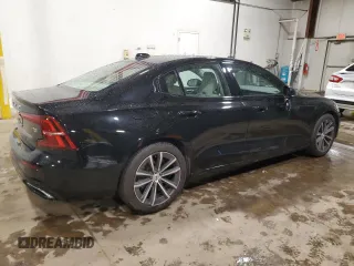2021 Volvo S60 Momentum with VIN 7JR102TZ8MG108875, listed as a Copart auction lot 63189635 with 37,485 mi miles and Salvage title. Bid and sale history available at DreamBid. Image 3.