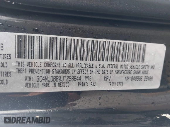 2018 Jeep Compass Latitude with VIN 3C4NJDBB0JT298644, listed as a IAAI auction lot 41581635 with 101,077 mi miles. Bid and sale history available at carsss.com. Image 9.