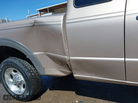 1998 Ford Ranger XL with VIN 1FTZR15X2WTA29628, listed as a IAAI auction lot 41972607 with 149,628 mi miles. Bid and sale history available at carsss.com. Image 17.